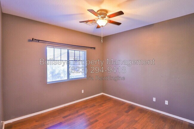 Building Photo - 525 N Miller Rd