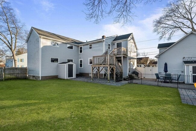 Building Photo - 5 Shippen Ave