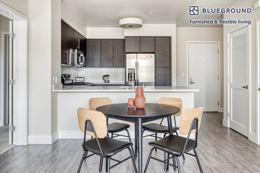 Building Photo - 299 Franklin St