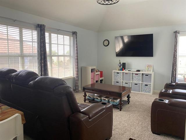 Building Photo - 3113 Stinson Dr