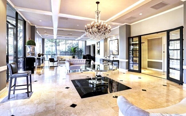 Building Photo - 3350 McCue Rd