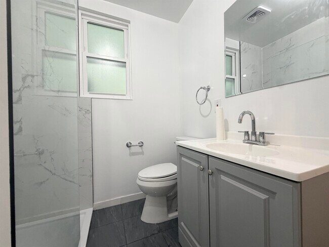 Building Photo - 23 Bidwell Ave