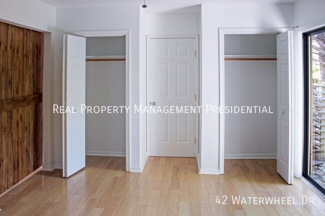 Building Photo - 42 Waterwheel Dr