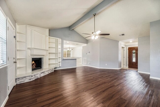 Building Photo - 2539 Cobblers Way