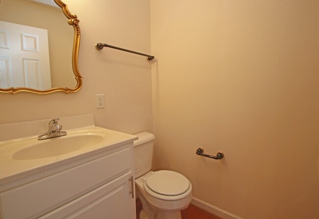 Building Photo - 1214 Old Richmond Circle