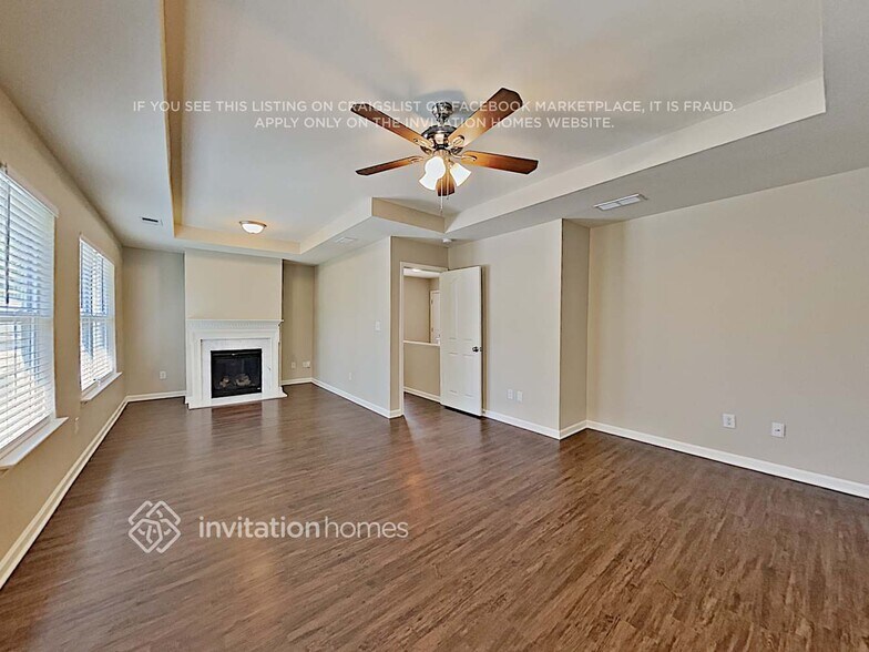 Building Photo - 3434 Crutchfield Pl