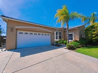 Building Photo - Charming 4 Bedroom House To Call Home!