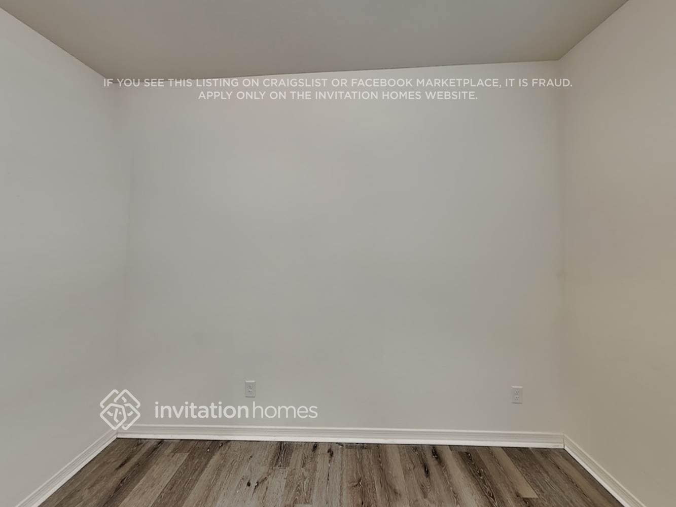 Building Photo - 218 N 201st Ave