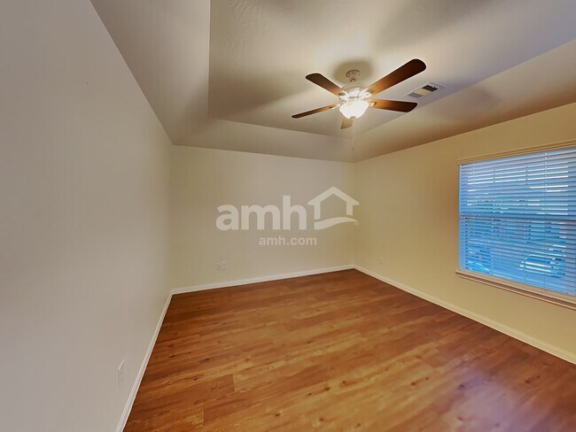 Building Photo - 5935 Stockholm Ct