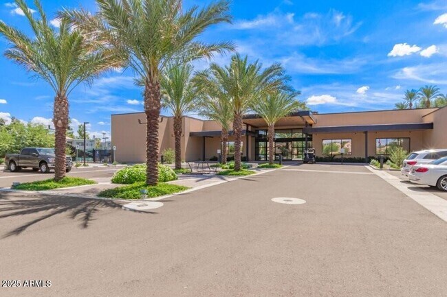 Building Photo - 7400 E Gainey Club Dr