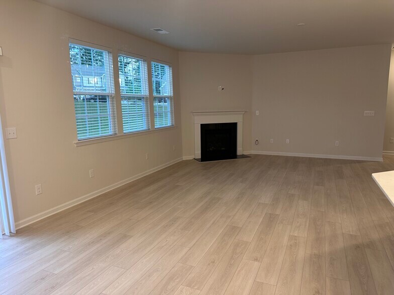 Building Photo - 214 Hamptons Cove Rd