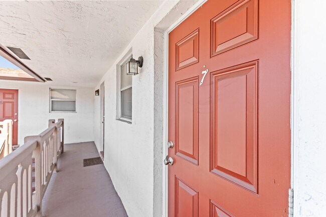 Building Photo - 493 NW 43rd St