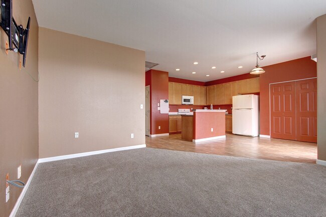 Building Photo - The Meadows of Castle Rock Ranch home w/finished basement & Mountain Views.