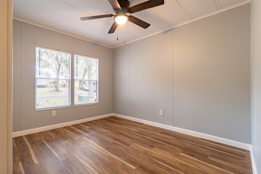 Building Photo - 5461 Columbus Cir