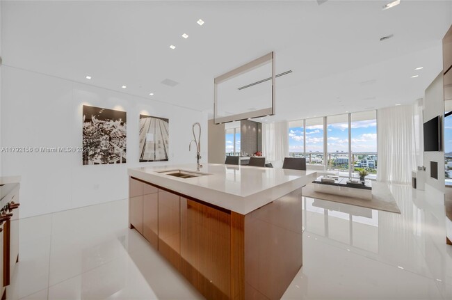 Building Photo - 9701 Collins Ave