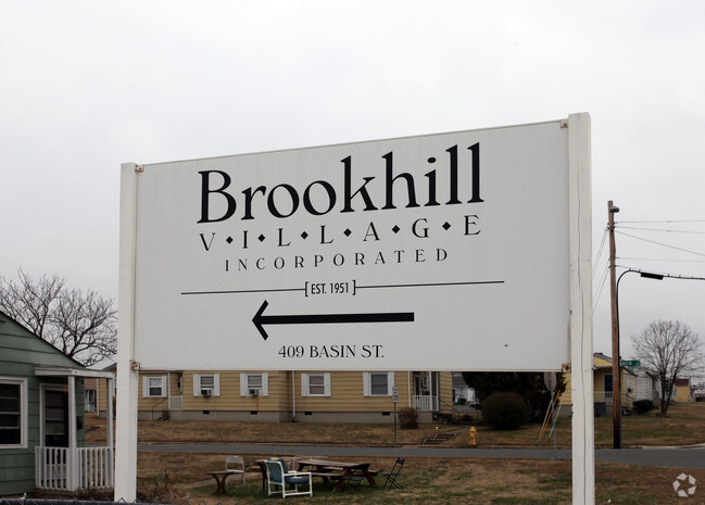 Building Photo - Brookhill Village