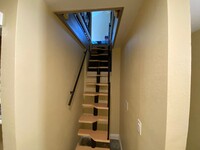 Building Photo - Seasonal Furnished Rental