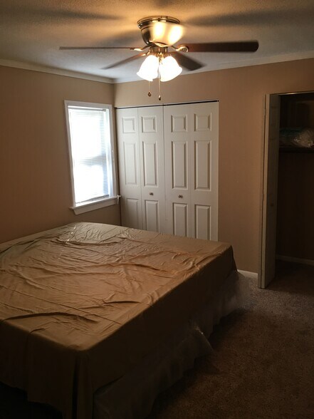 Building Photo - 365 National Rd