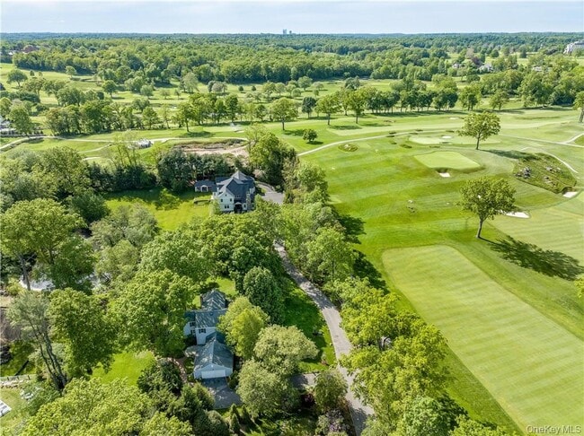 Building Photo - 11 Sunset Ln