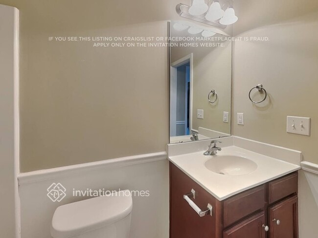 Building Photo - 4712 McClure Rd