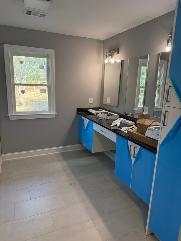 Building Photo - 3022 Wilson Rd