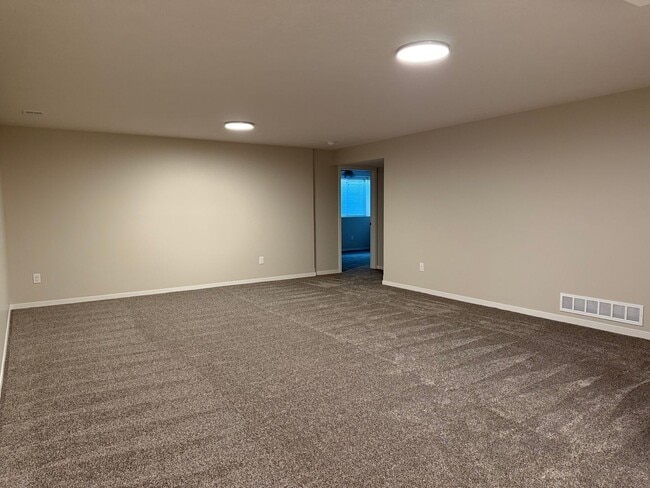 Building Photo - Brand New 3bed/3bath ranch townhome