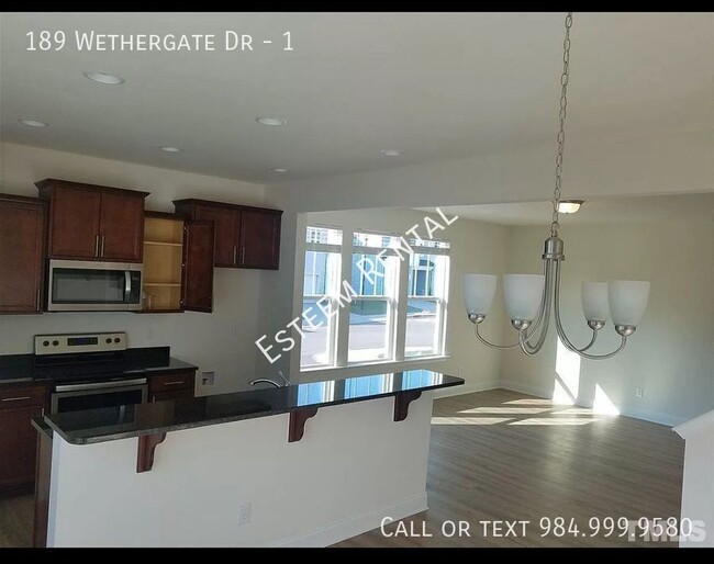 Building Photo - 189 Wethergate Dr