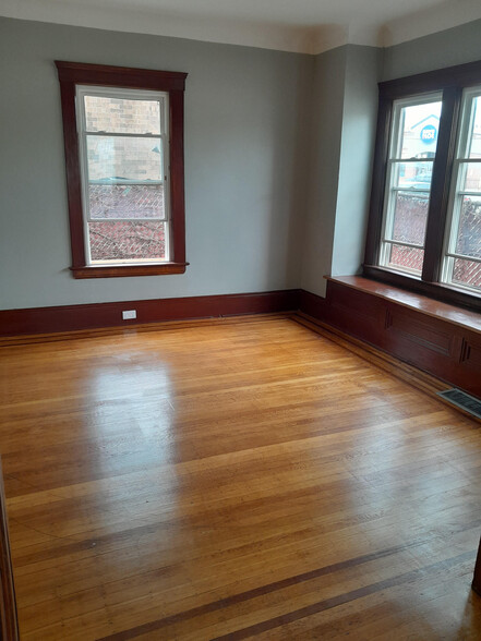 Dining Rm - 1379 W 61st St