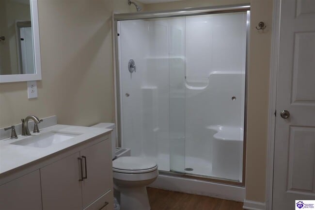 Building Photo - 4484 Rineyville Rd