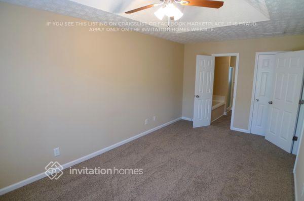 Building Photo - 387 Scenic Ln