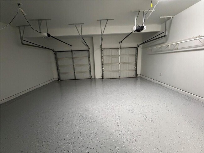 Building Photo - 4805 Carriage Bridge Ln