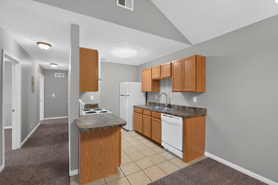 Building Photo - Shelbyville Place