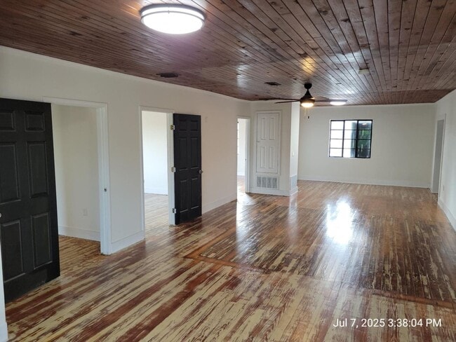 Building Photo - 4119 Barrancas Ave