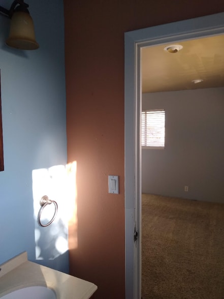 Building Photo - 4052 Capella St