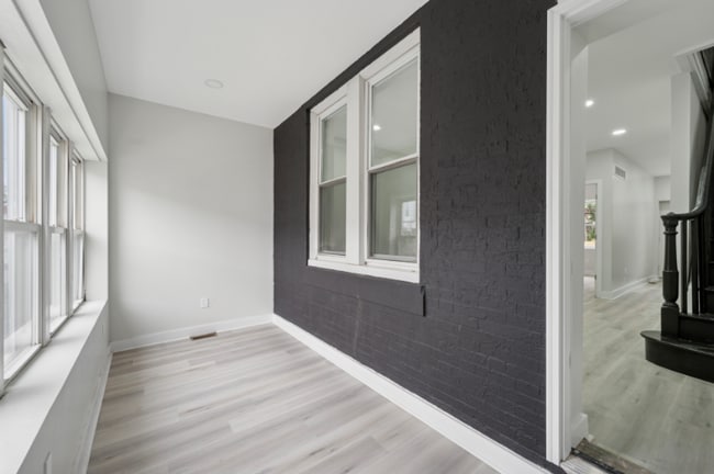 Building Photo - 6044 Allman St