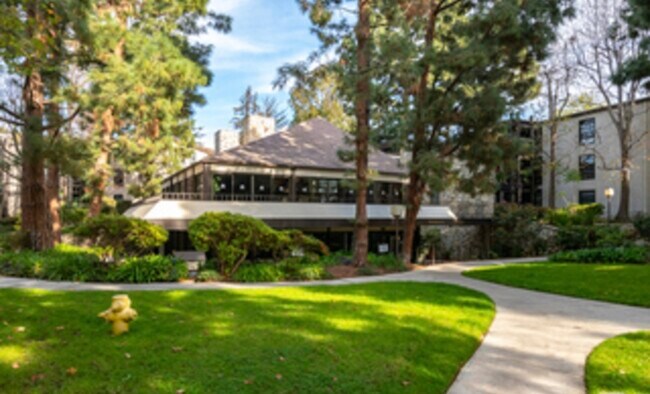 Building Photo - 7742 Redlands St