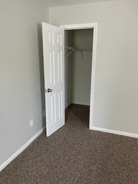 Primary Photo - 268 Wexford Dr