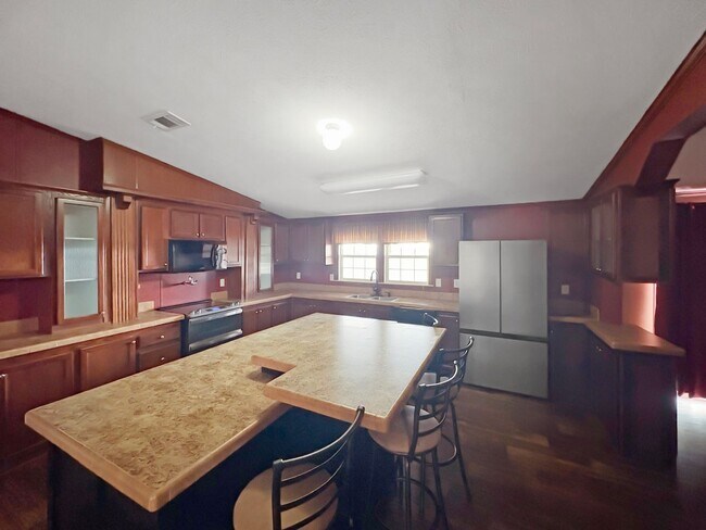 Building Photo - 7410 Palo Verde
