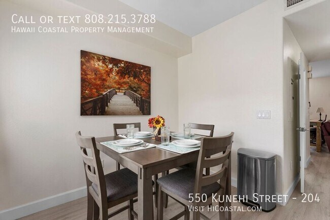 Building Photo - 550 Kunehi St