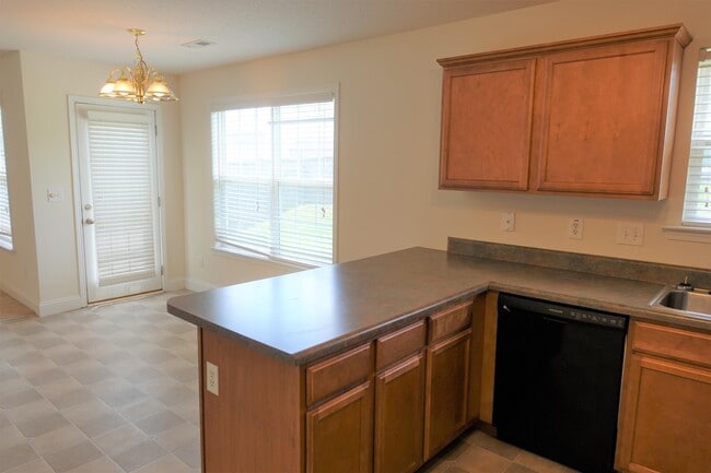 Building Photo - 28 Tigris Way