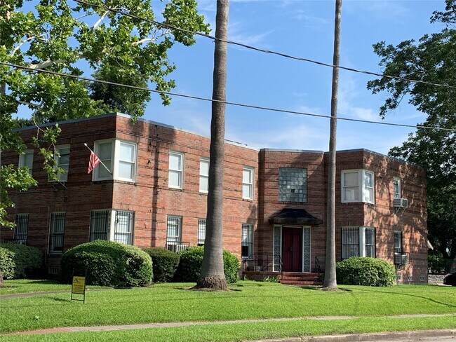 Building Photo - 4821 Rusk St