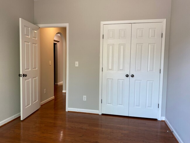 Building Photo - Townhome for Rent in Bessemer! Available t...