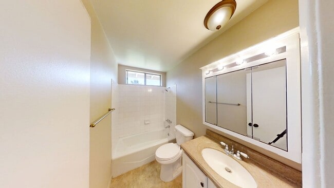 Building Photo - Cozy 2bedroom 1bath