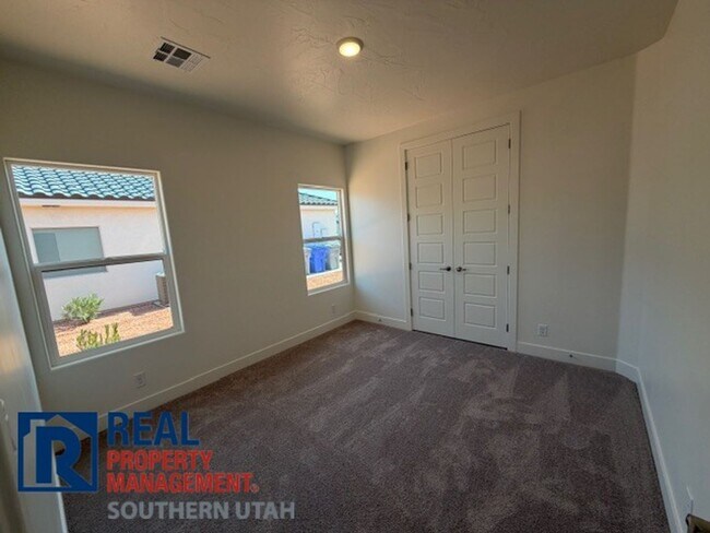 Building Photo - Brand New Home near Sand Hollow