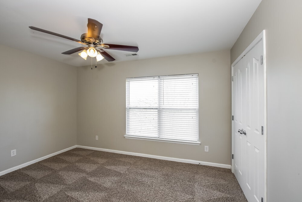Building Photo - 1733 Larne Cir