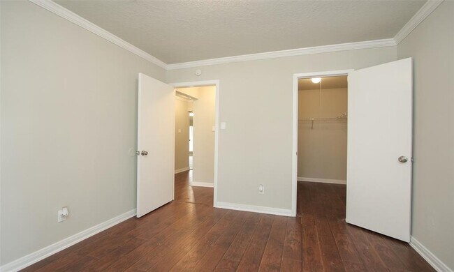 Building Photo - 9426 Chartermoss Cir