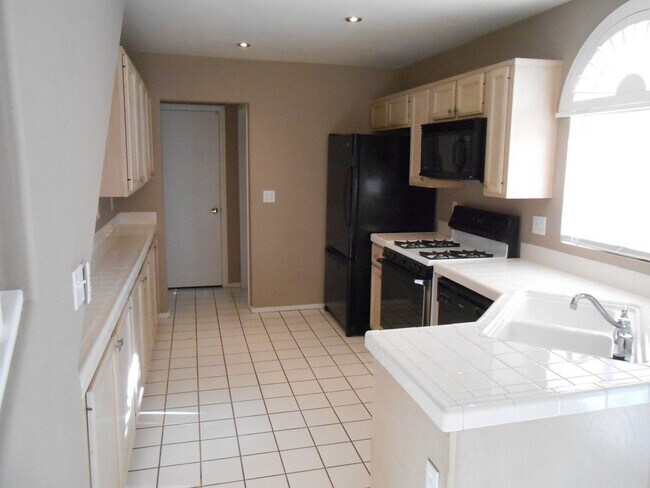 Building Photo - 3468 Martin Hall Dr
