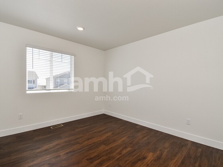Building Photo - 7618 Mardale Ln