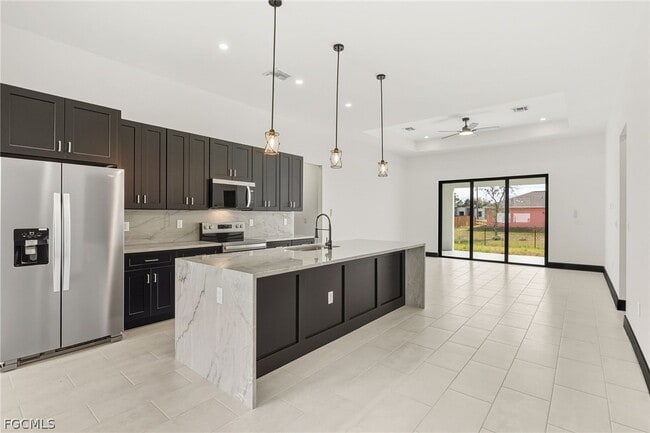 Building Photo - 3015 3rd St SW