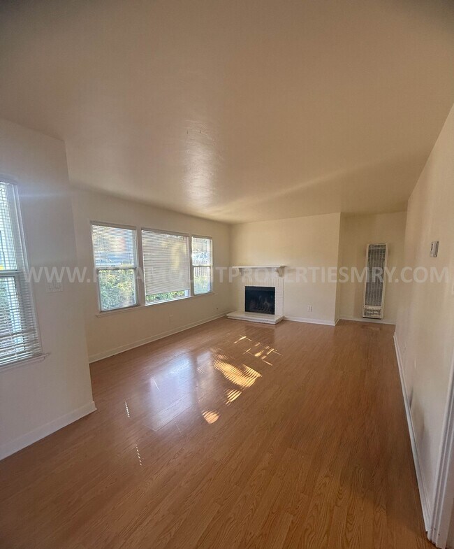 Building Photo - 751 Airport Rd